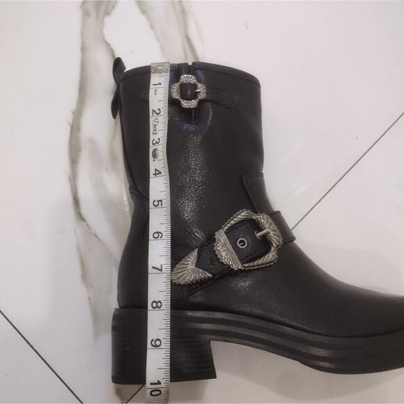 Larroude Larroude Larroude - Picture 11 of 16